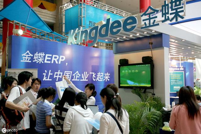腾讯、华为为何都用IT技术外包？毕业生求职，IT外包公司值得去吗