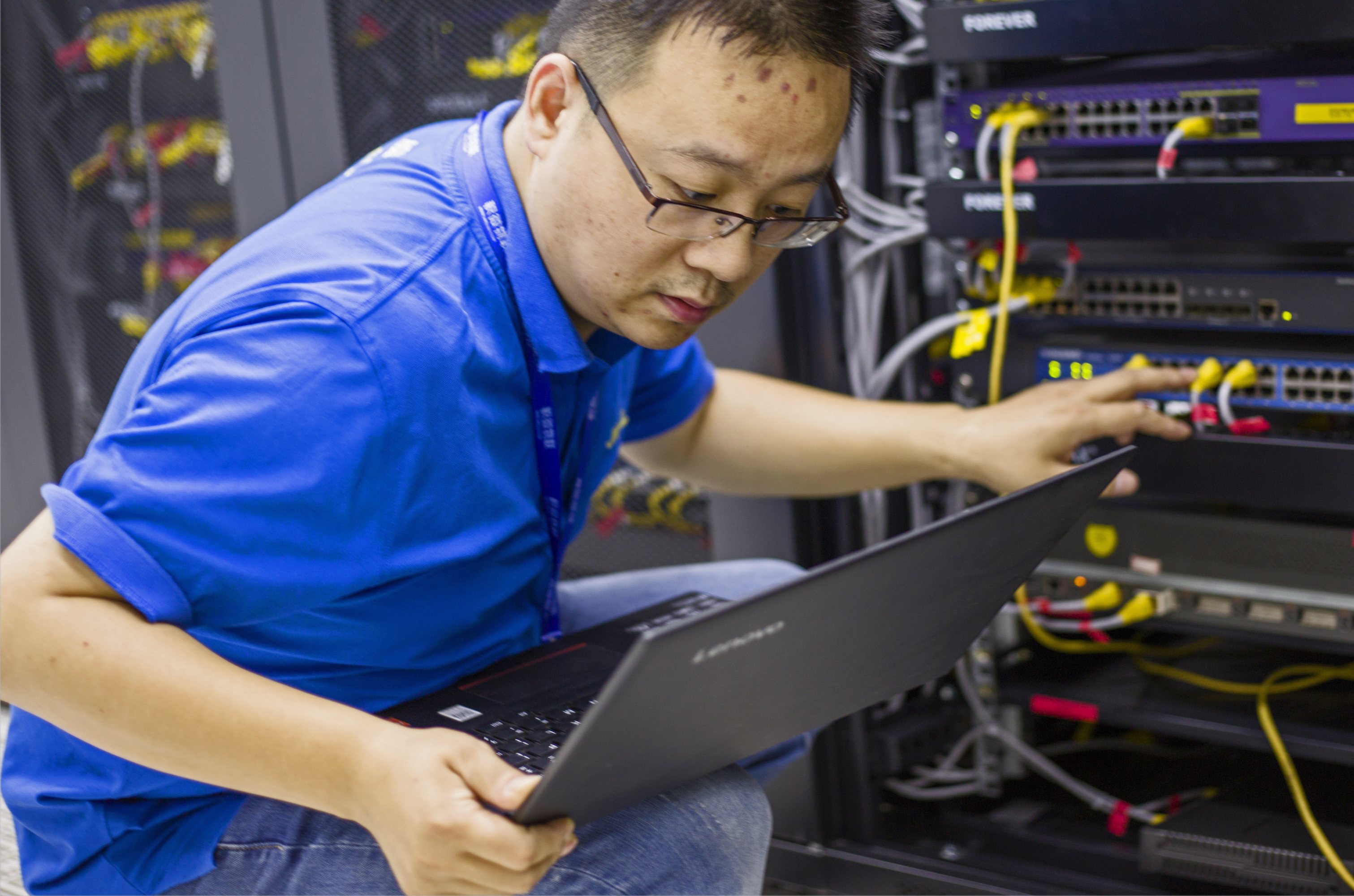 服务器运维技术_联通公司运维服务管控工作总结_信息安全运维服务